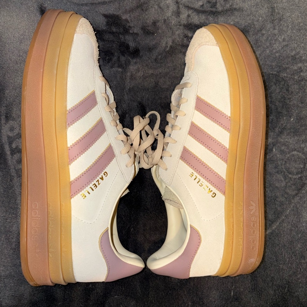 Adidas Gazelle Women's Sneakers - Cream and Pink